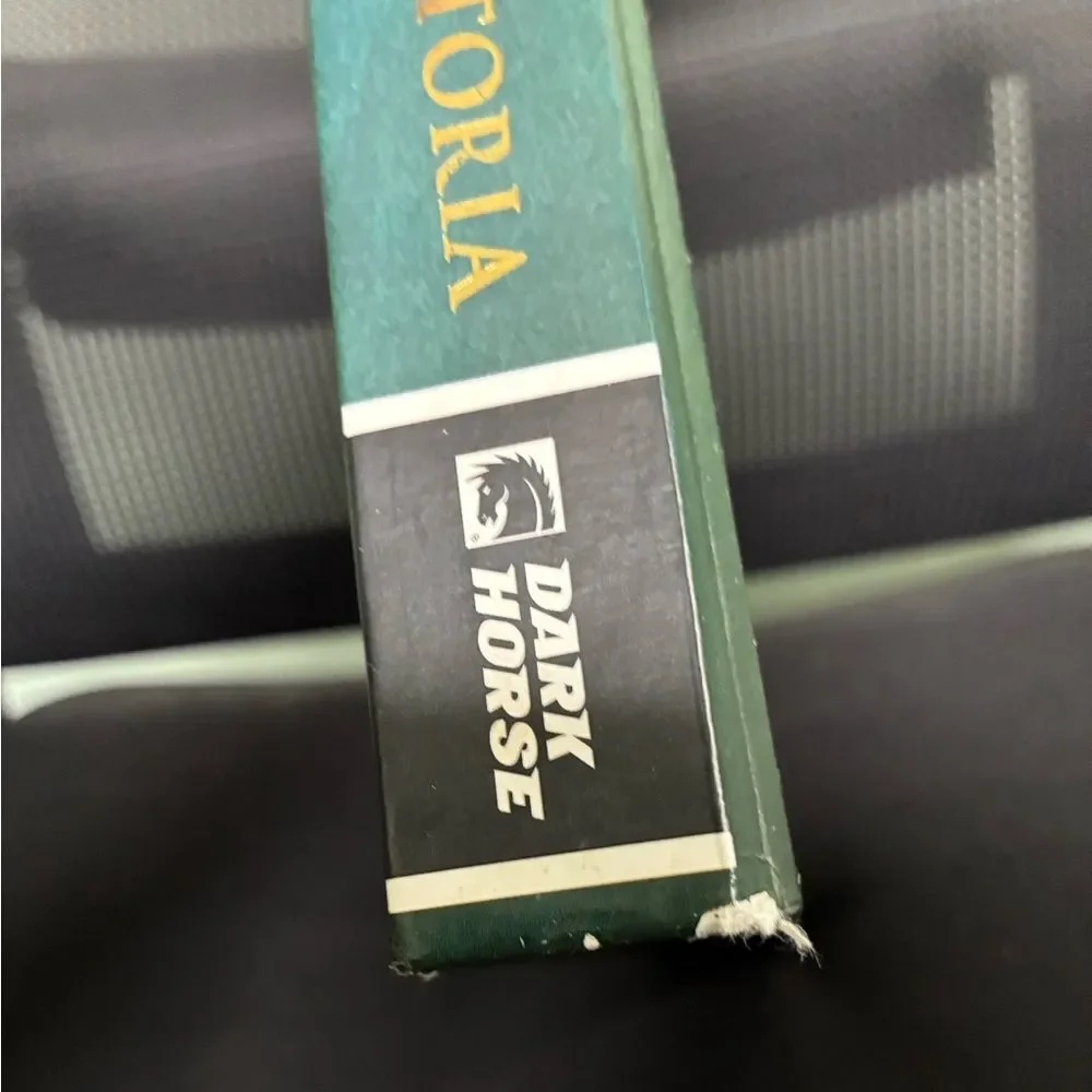 The Legend of Zelda: Hyrule Historia - Green Hardcover Book